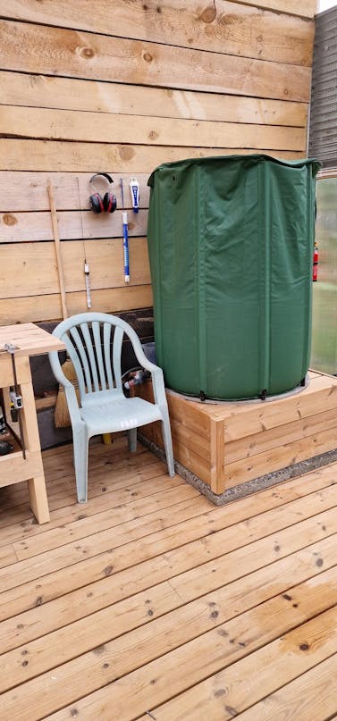 28 kvm växthus med isolerad norrvägg 28 kvm växthus med isolerad norrvägg